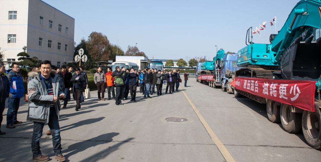 就这样被你征服!山河智能100台液压混合动力挖掘机挺进矿山