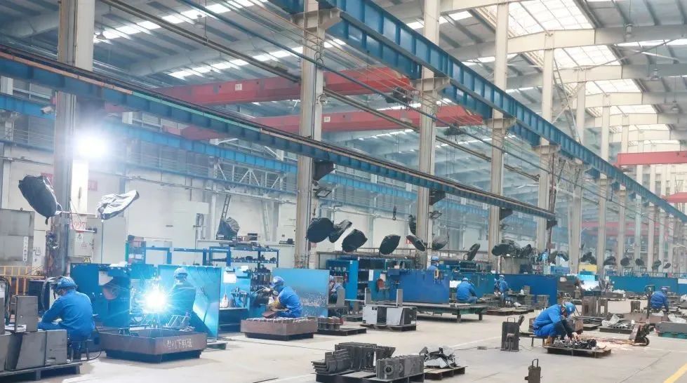 向着冲刺目标全力以赴!山河智能正式开工